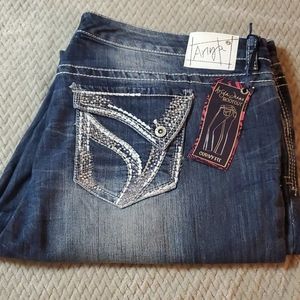 New with tags Ariya Jeans Size 24